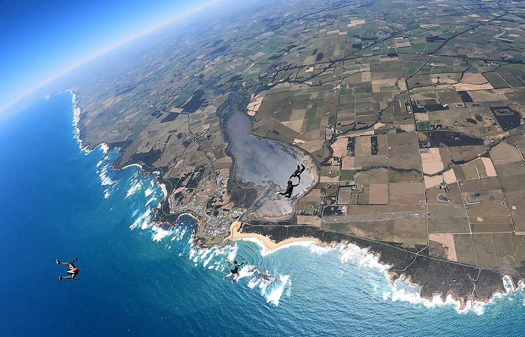 Skydiving over the 12 Apostles Victoria